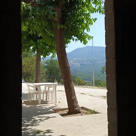 I 3 Falchi Bed & Breakfast Pennadomo