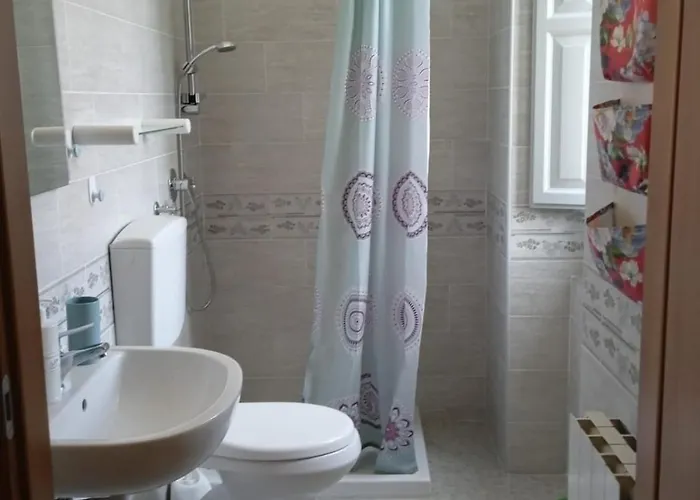 Oda ve Kahvaltı I 3 Falchi 3*